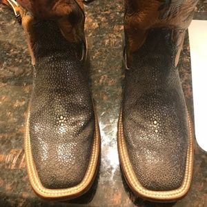 women's Stingray cowboy boots,
